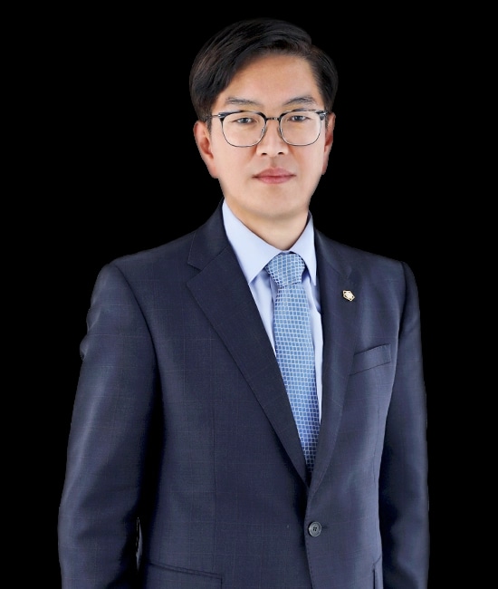 창원변호사 박성동